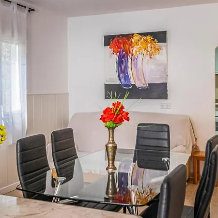 Stunning In Vilaseca With Kitchen * Vila Seca